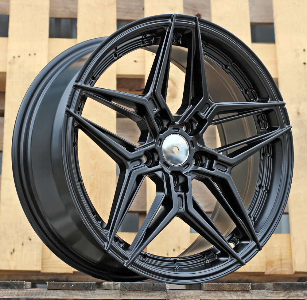 Alu kola pro Racing Line FBX481 8x18 5x112 ET40 66.6 Black Half Matt