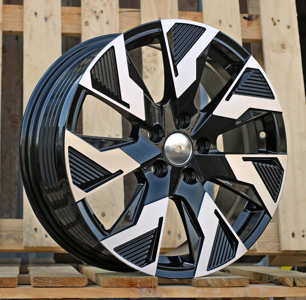 Alu kola pro Mercedes IN3521F 7x17 5x112 ET45 66.6 Black Polished