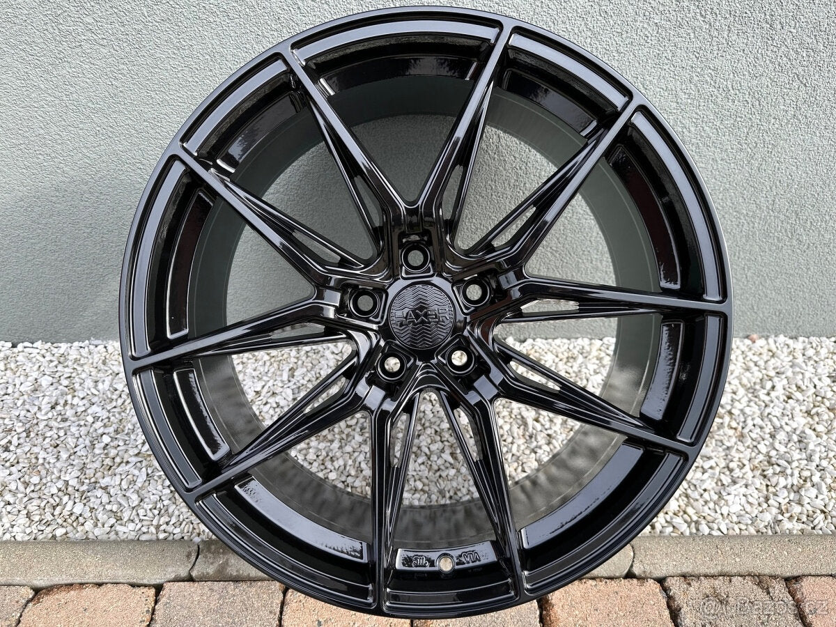 Alu kola HAXER HX036 9.5x19 5x114.3 ET40 černá, Mercedes WheelsUp