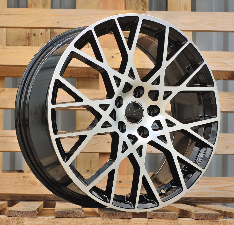Alu kola pro Audi 3S1293 8x18 5x112 ET40 66.6 Black Polished