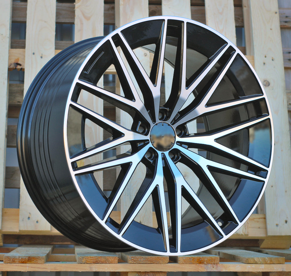 Alu kola pro Mercedes FBX387 10x22 5x112 ET56 66.6 Black Polished