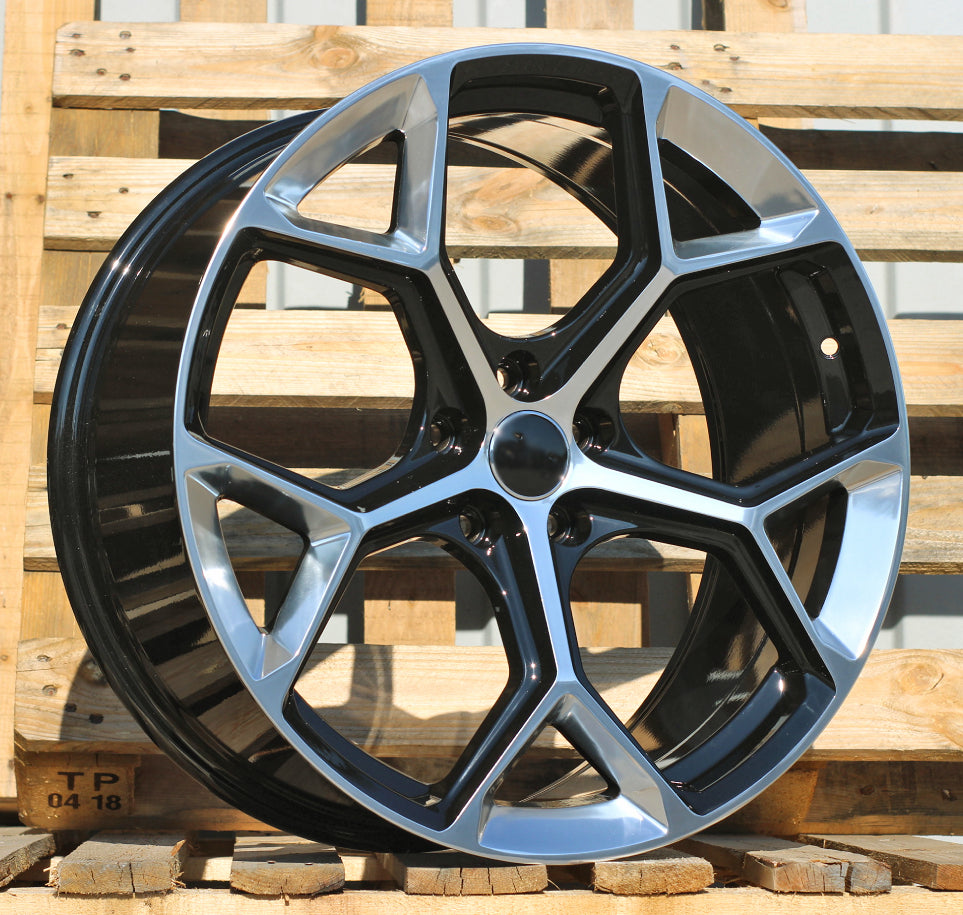 Alu kola pro Audi I5598 9x21 5x112 ET31 66.6 Silver Black