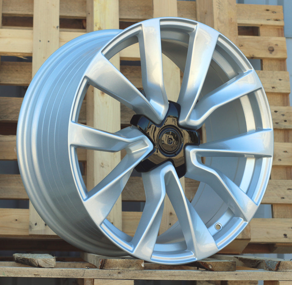 Alu kola pro Tesla I0517 8.5x19 5x114.3 ET38 64.1 Silver Shining