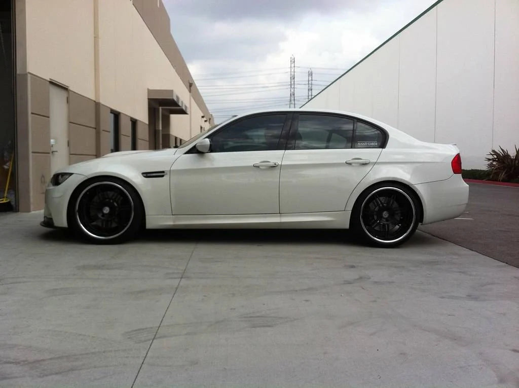 Alu kola pro BMW A6114 10.5x22 5x120 ET40 74.1 Black | Wheelsup.cz