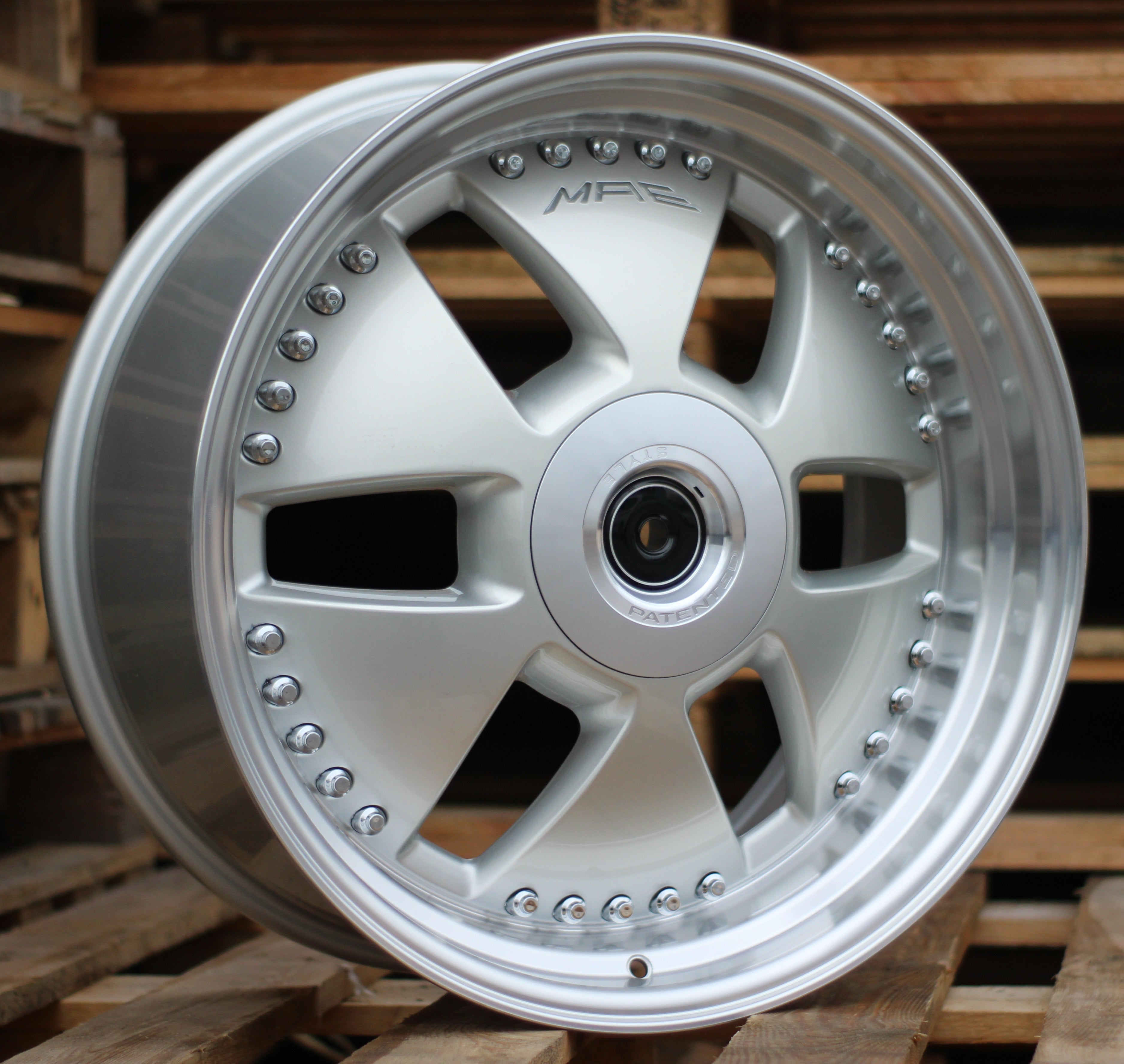 Alu kola Racing Line AT674 11x20 5x112 ET32 zlatá, Mercedes WheelsUp