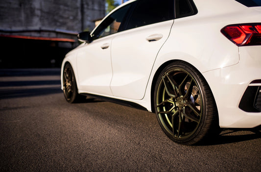 Alu kola Audi A3 S3 RS3 Concaver CVR3 Matt Bronze Green Chameleon 884 16630 2