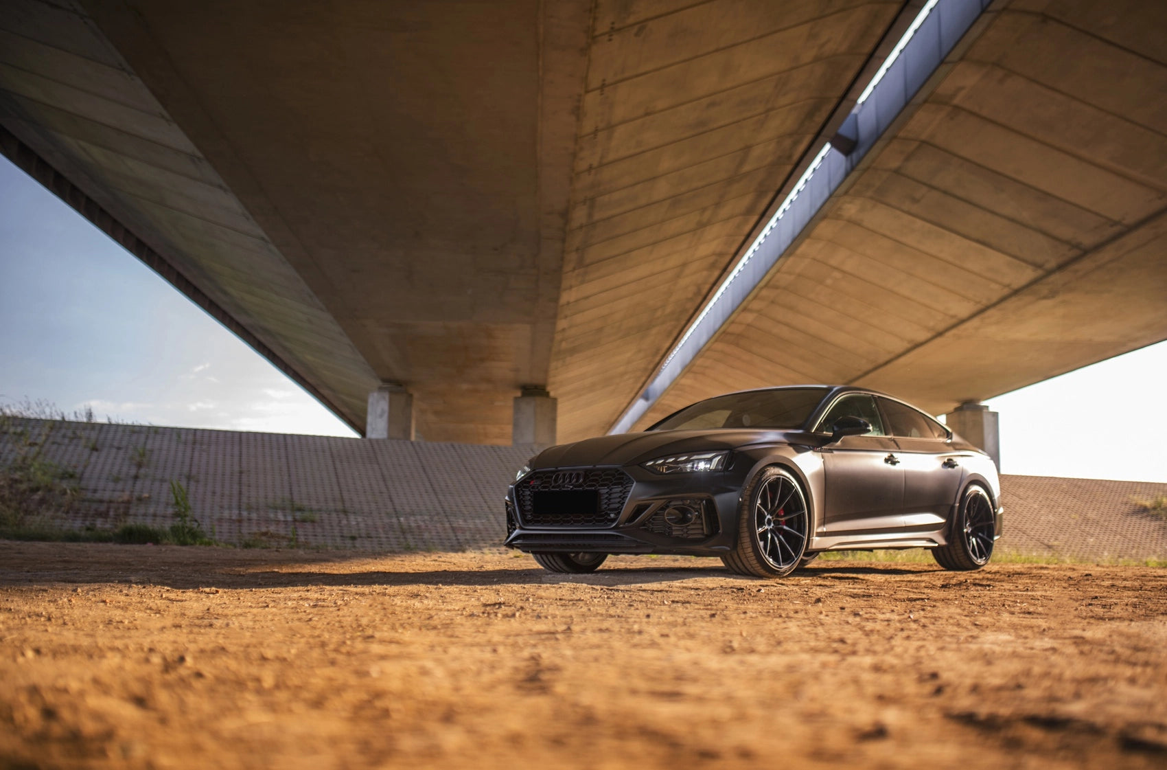 Alu kola Audi A5 S5 RS5 Concaver CVR4 Double Tinted Black 870 5118