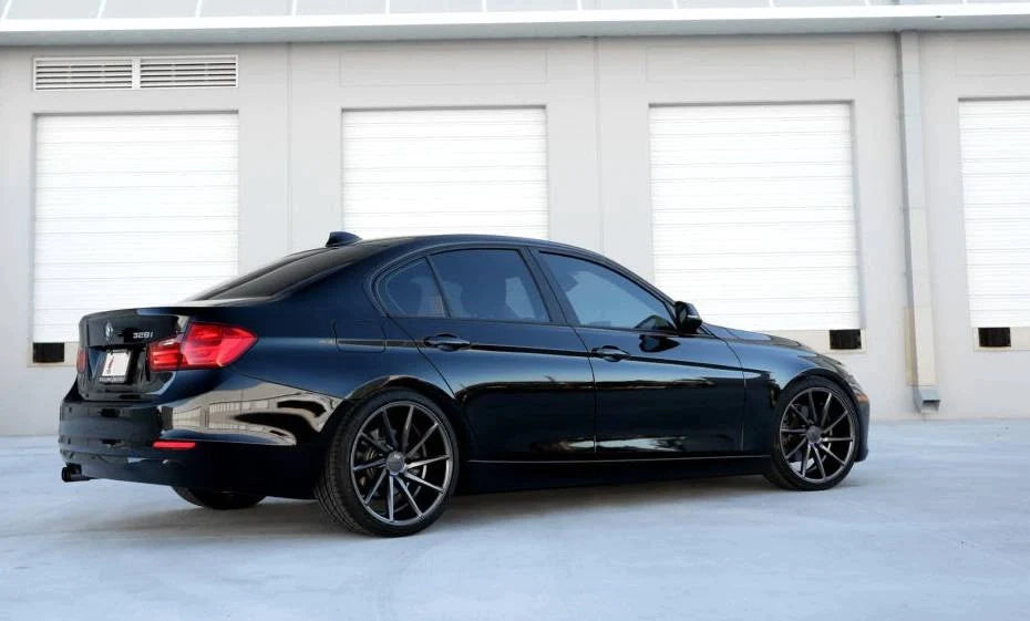Alu kola Racing Line B1058 8.5x19 5x108 ET40 černá, BMW WheelsUp