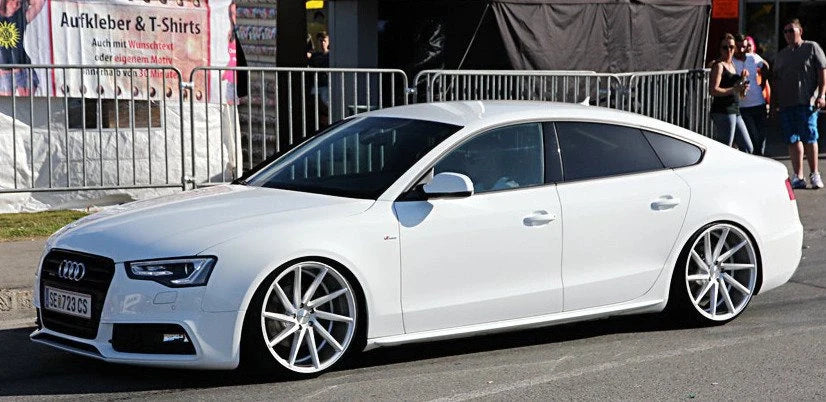 Alu kola Racing Line B1058 8.5x20 5x120 ET33 stříbrná, BMW WheelsUp