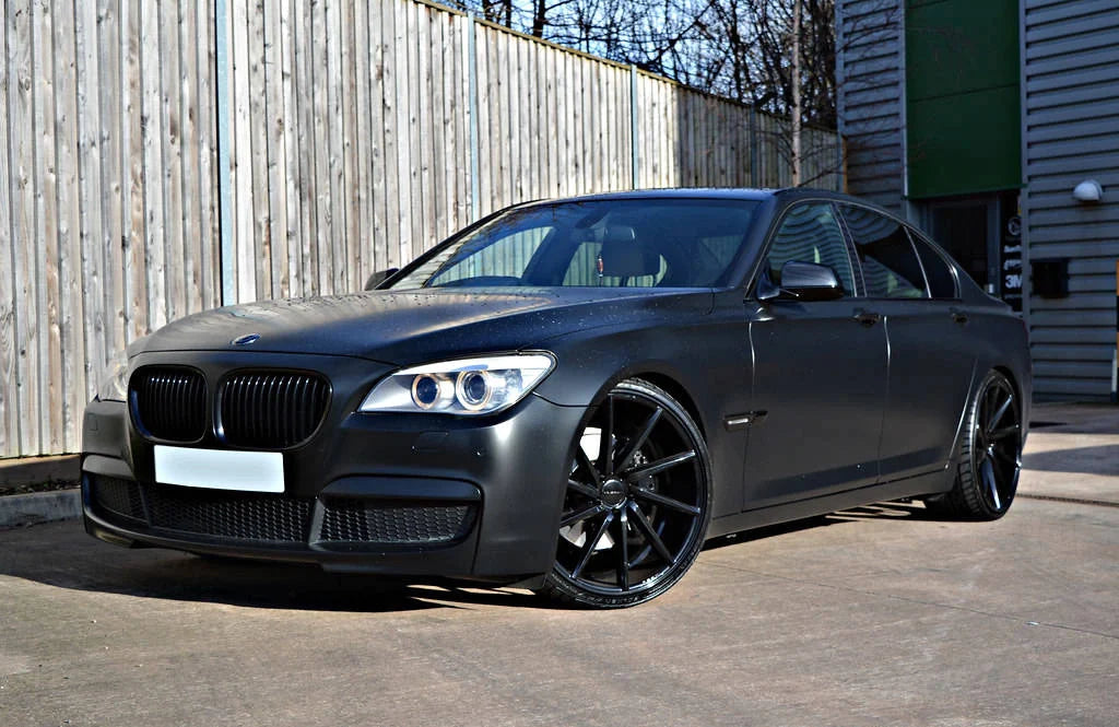 Alu kola Racing Line B1059 8x17 5x108 ET42 černá, BMW WheelsUp