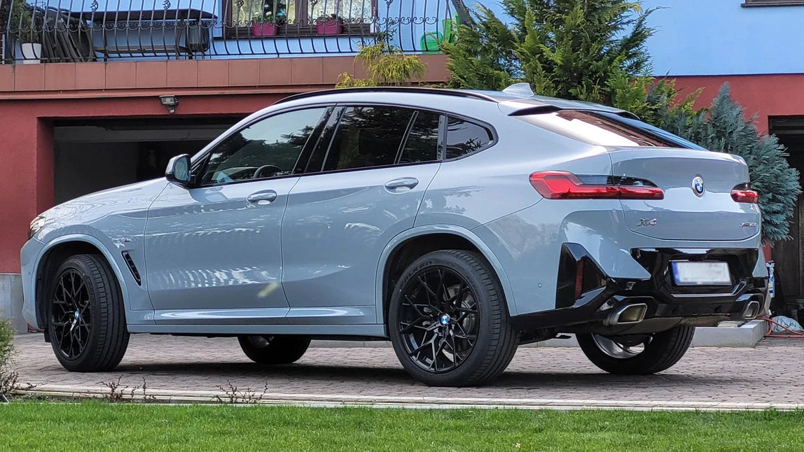 Alu kola pro BMW B1383 8.5x19 5x120 ET35 72.6 Black | Wheelsup.cz