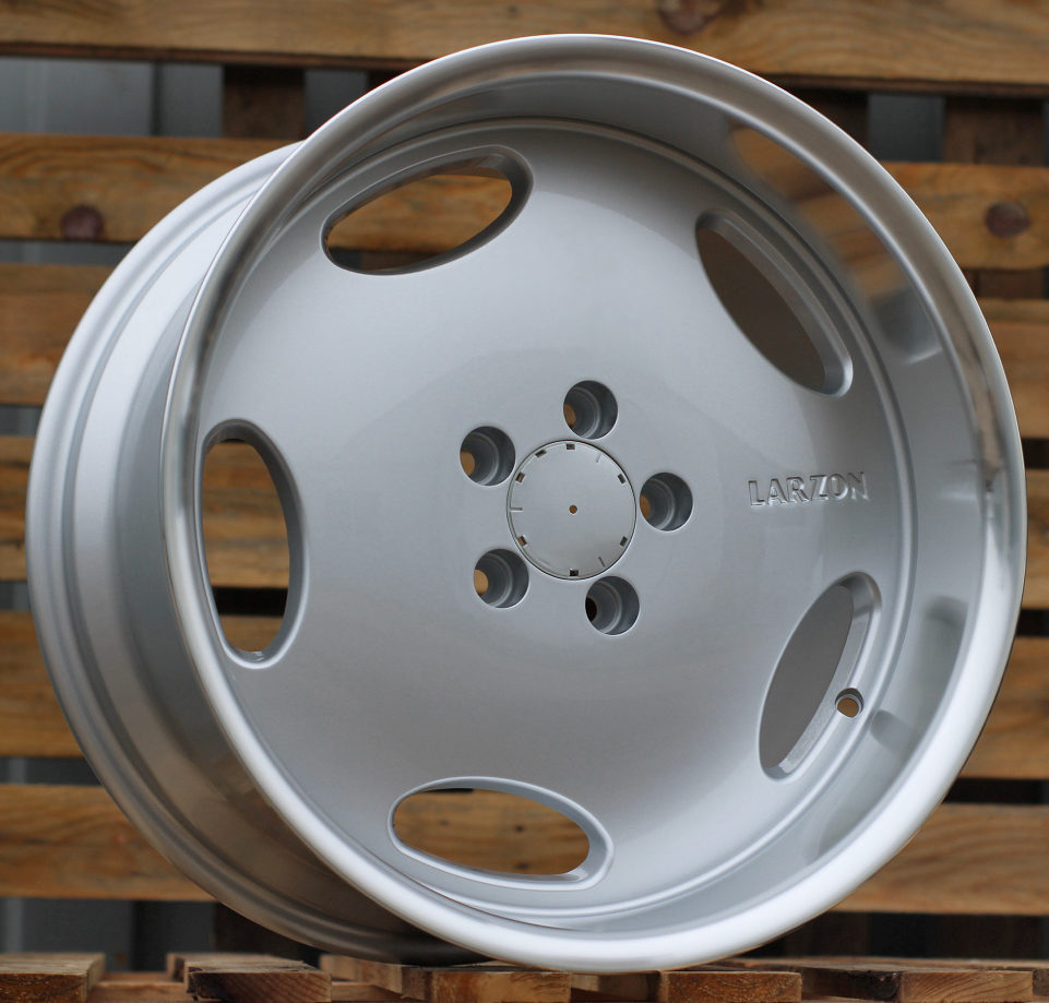 Alu kola pro Mercedes B1563 8.5x18 5x112 ET35 66.6 stříbrná