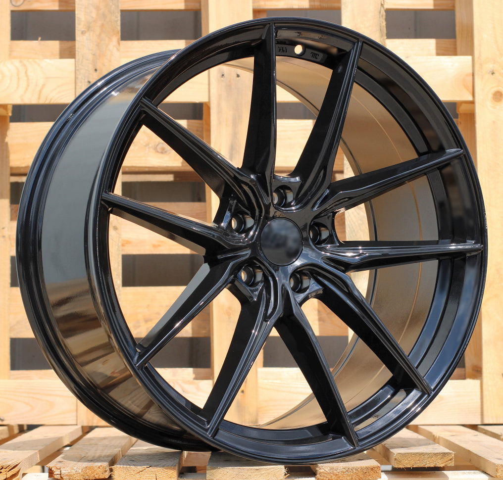 Alu kola Racing Line B1662 8.5x20 5x114.3 ET35 černá, BMW WheelsUp