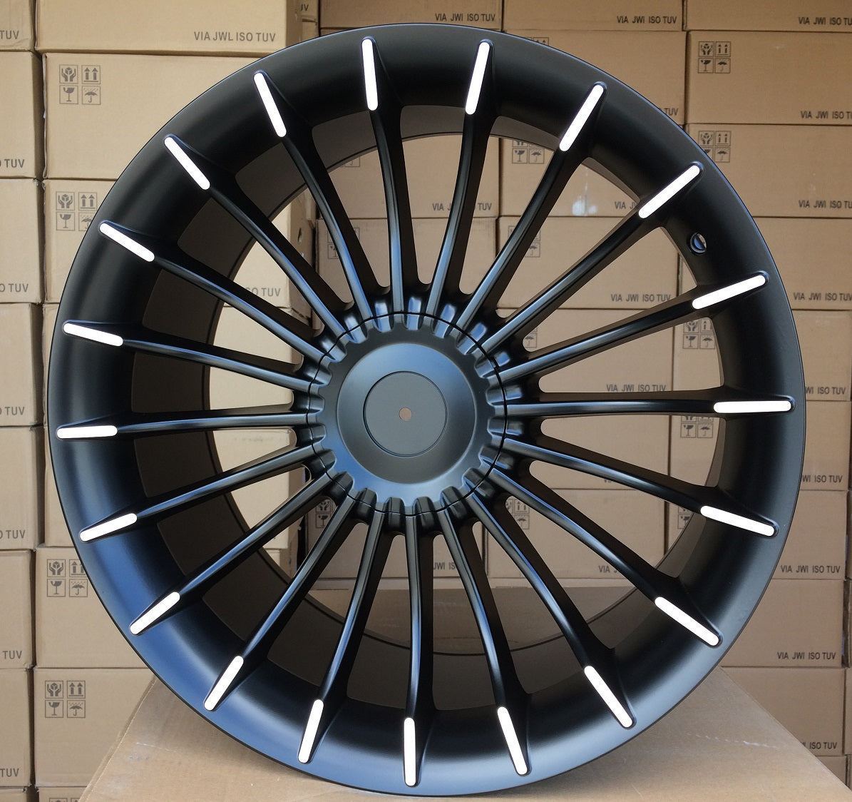 Alu kola Racing Line BK273 9.5x19 5x120 ET20 Black Polished Half Matt BMW WheelsUp