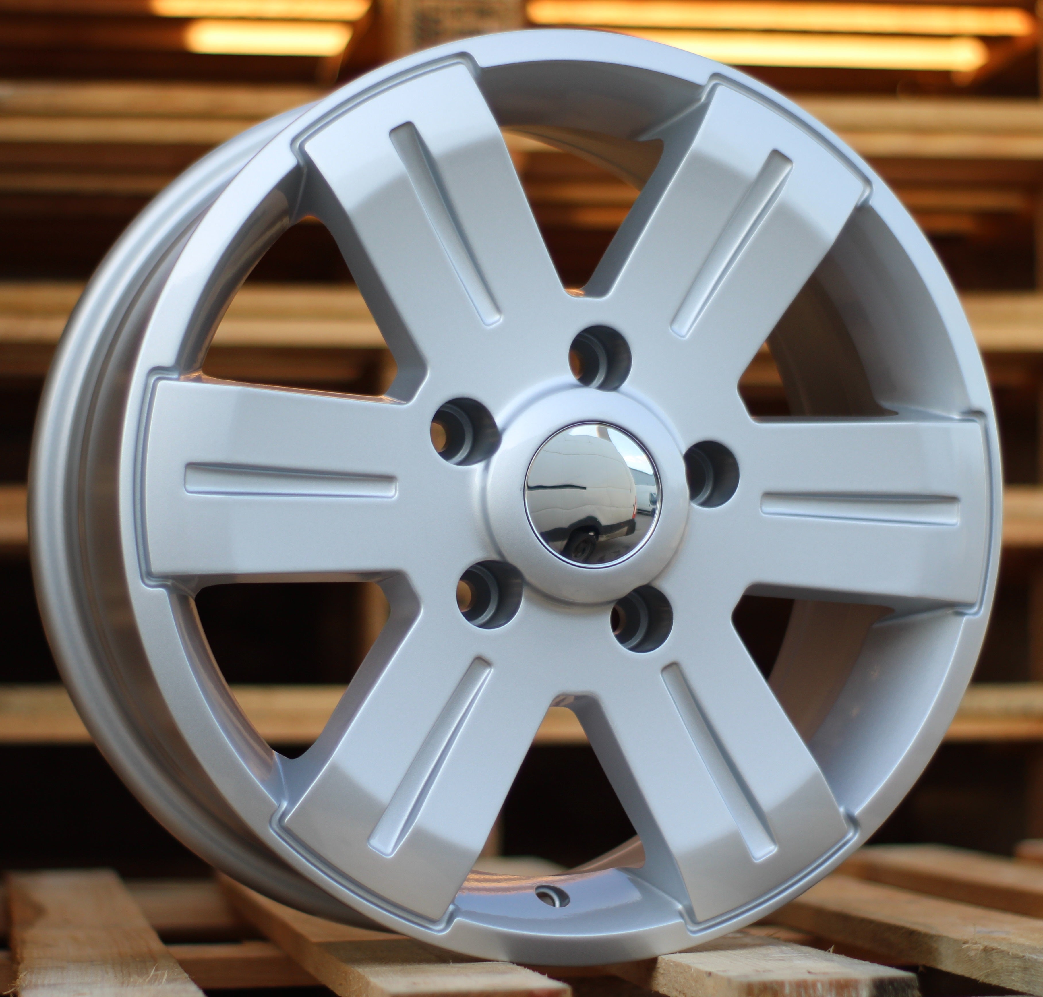 Alu kola Racing Line BK562 7x16 6x130 ET55 Silver Mercedes WheelsUp
