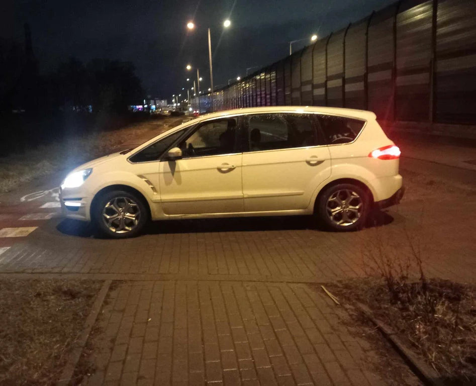 Alu kola pro Ford BK675 7x17 5x108 ET50 63.4 Hyper Black | Wheelsup.cz