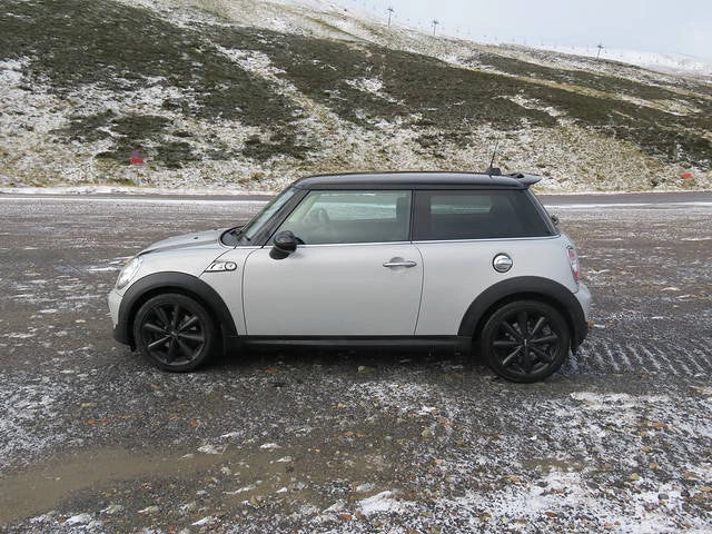 Alu kola pro Mini Cooper BK883 7x17 4x100 ET48 56.1 Black | Wheelsup.cz