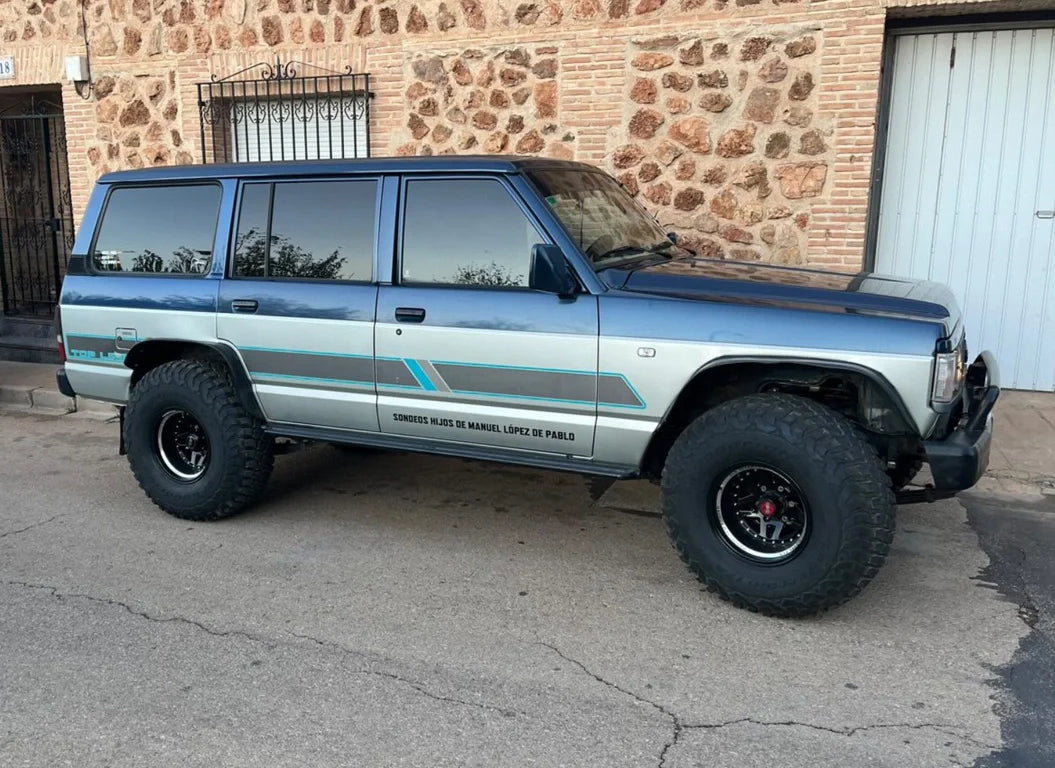 Alu kola pro Offroad BK936 10x18 6x139.7 ET-18 110.1 Black Half Matt & Polished Lip | Wheelsup.cz