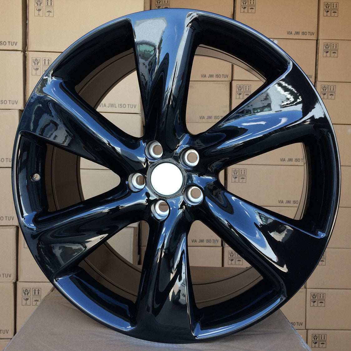 Alu kola Racing Line BY258 9.5x21 5x114.3 ET50 černá, Infiniti WheelsUp