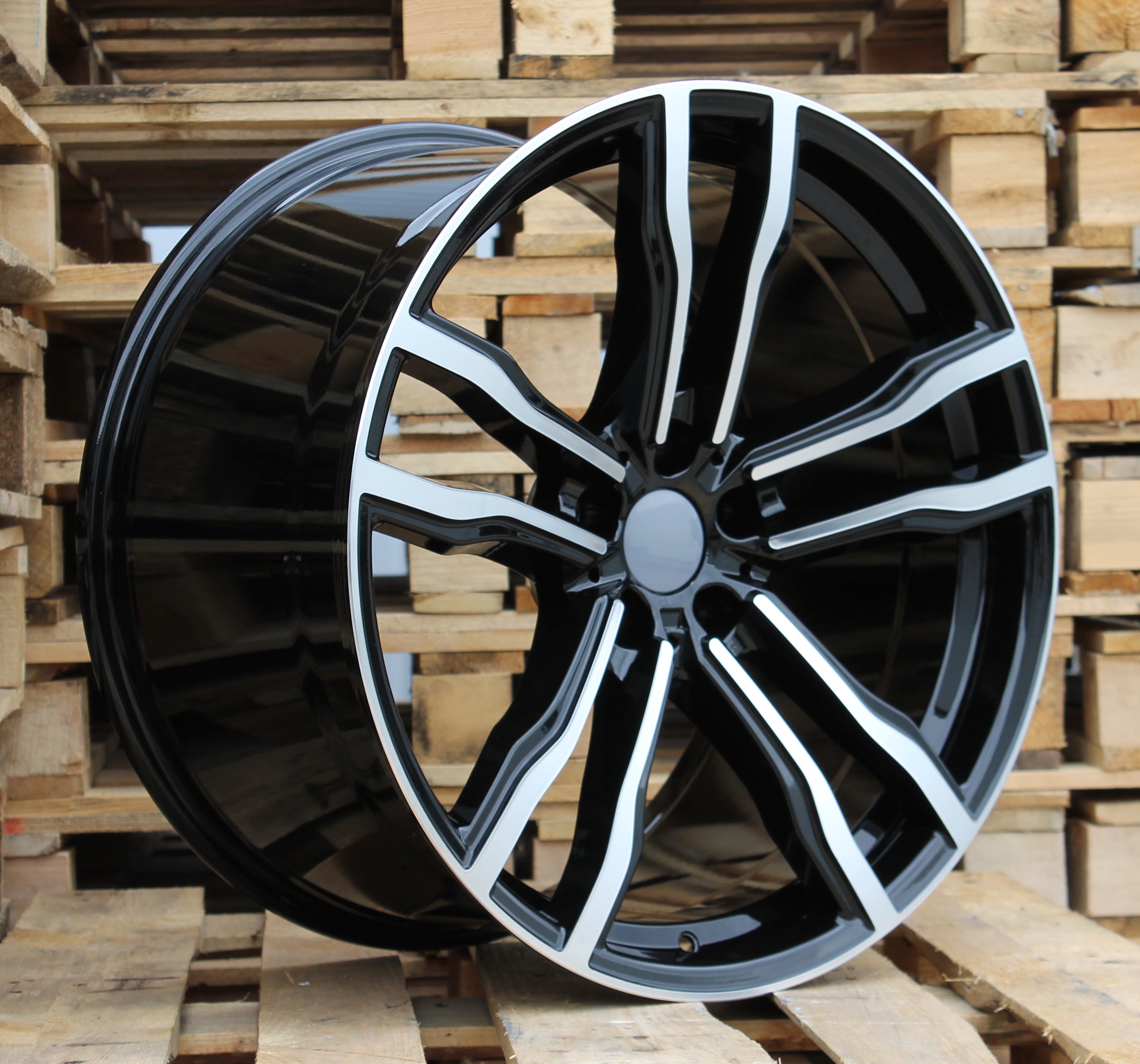 Alu kola Racing Line BY588 10x20 5x120 ET40 černá, BMW WheelsUp