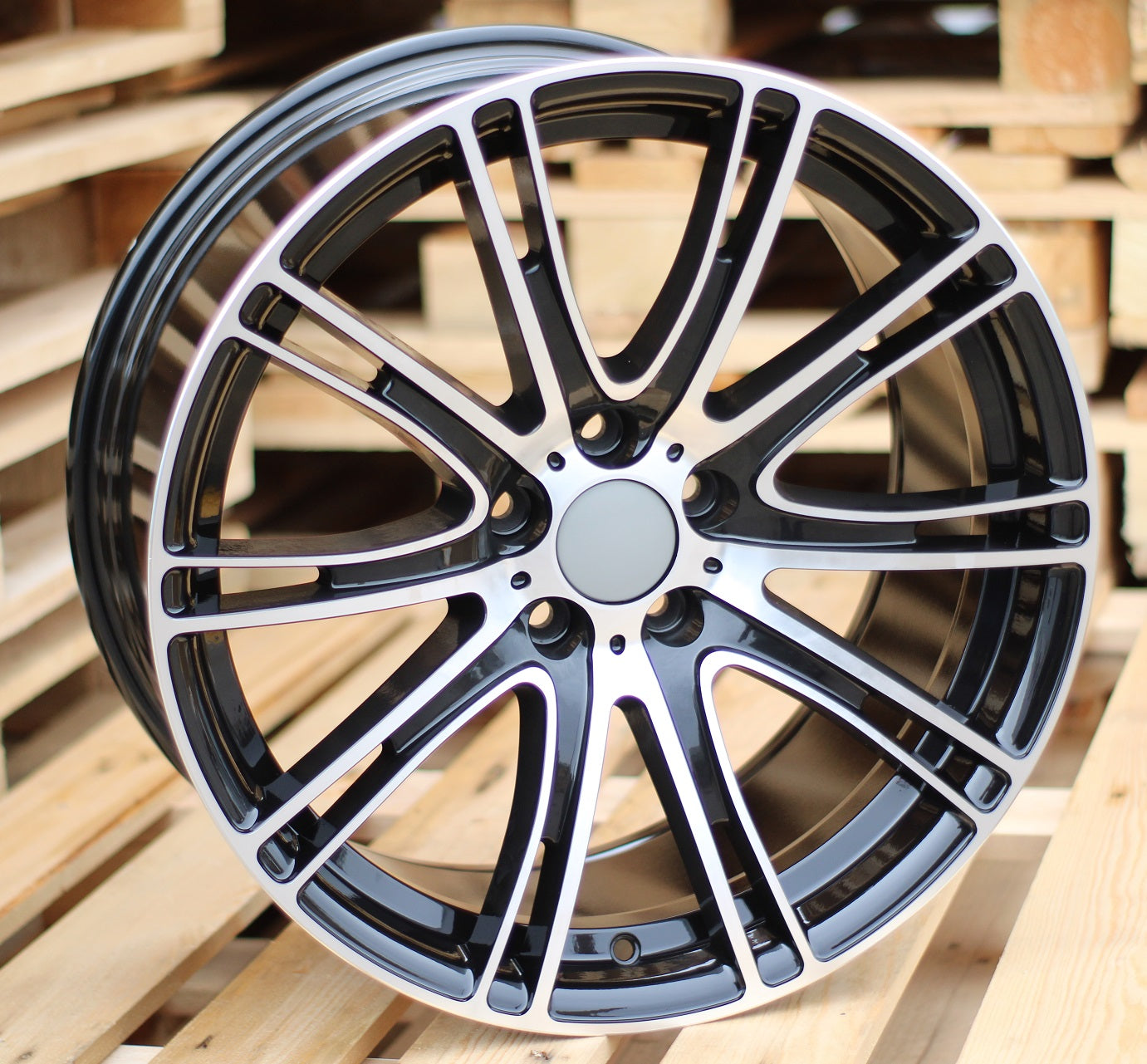 Alu kola Racing Line BY599 9.5x19 5x112 ET39 černá, BMW WheelsUp