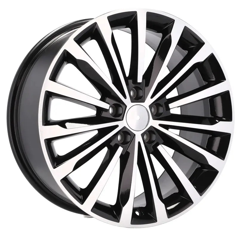 Alu kola pro Škoda F1526 8x18 5x112 ET44 57.1 Black Polished