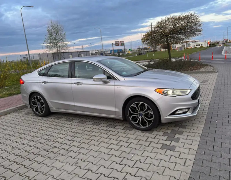 Alu kola pro Ford FE187 8x18 5x108 ET55 63.4 Black Polished | Wheelsup.cz