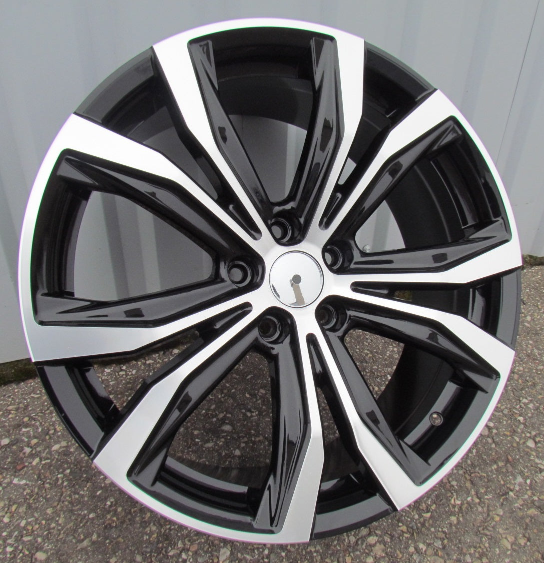Alu kola Racing Line FE193 8x19 5x114.3 ET30 Black Polished, Lexus WheelsUp