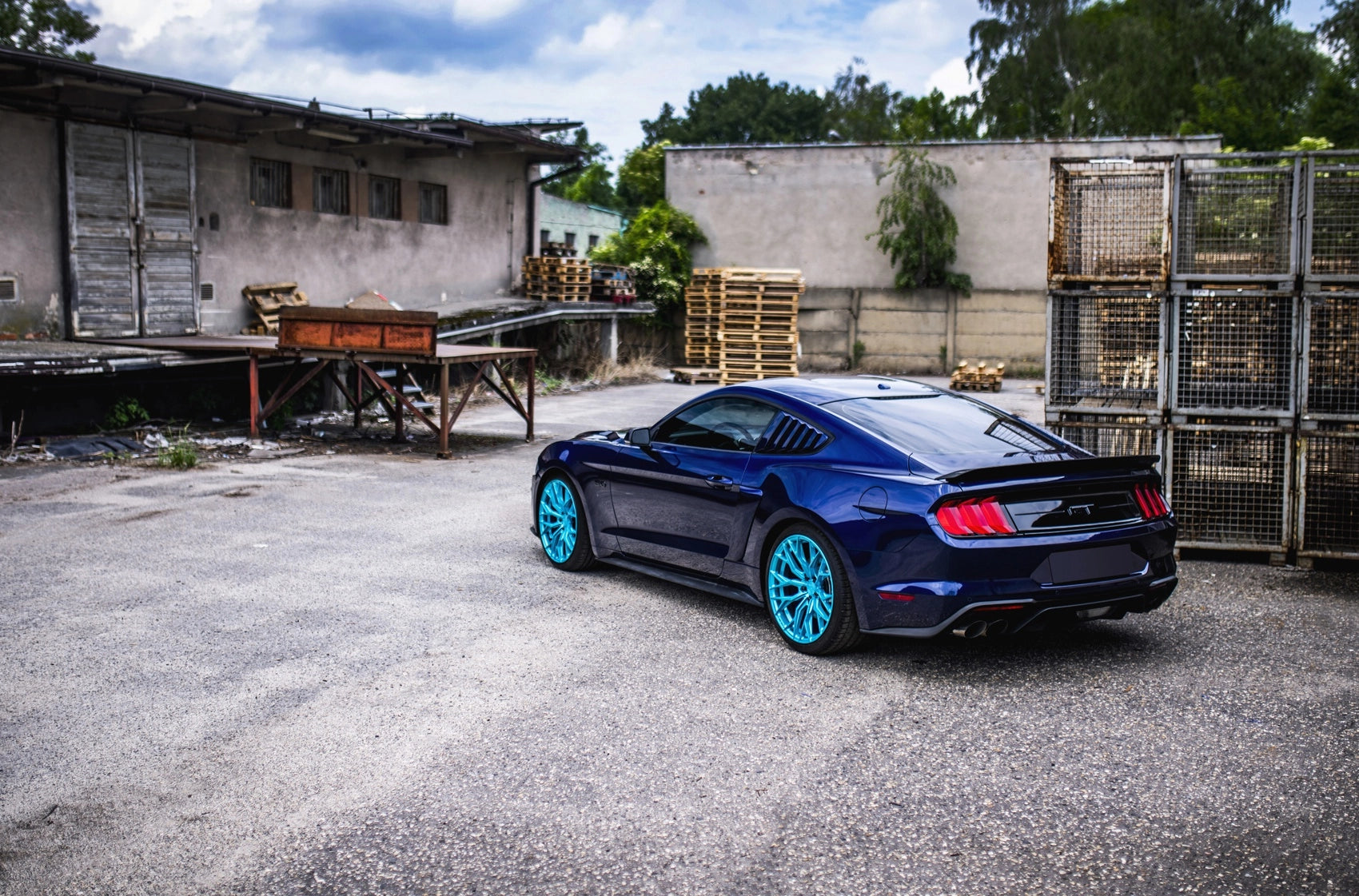 Ford Mustang Concaver CVR1 Gloss Light Blue 894 12340.webp