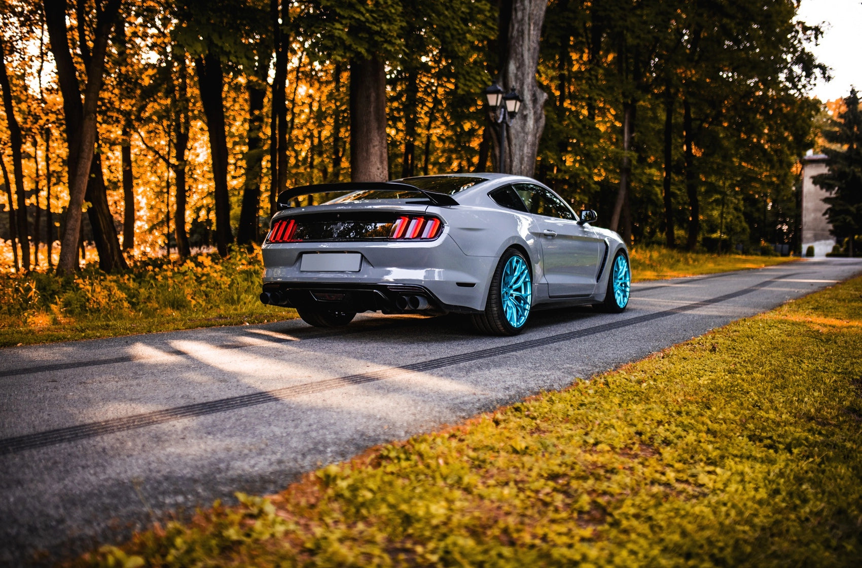 Ford Mustang Concaver CVR1 Gloss Light Blue 903 13521.webp