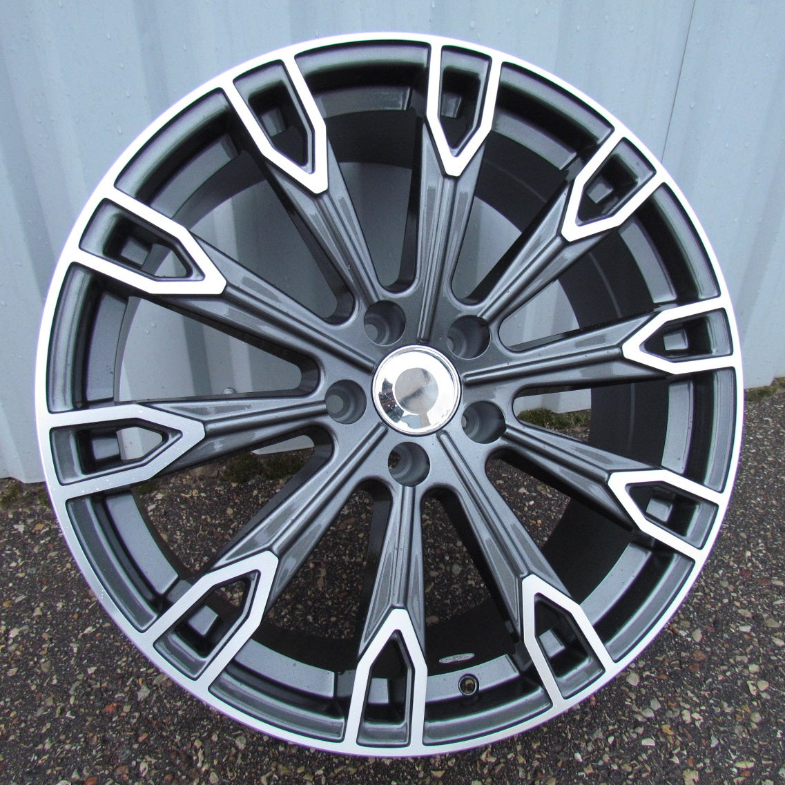Alu kola Audi H1069 8.5x19 5x112 ET35 Grey Polished-Alu kola-WheelsUp
