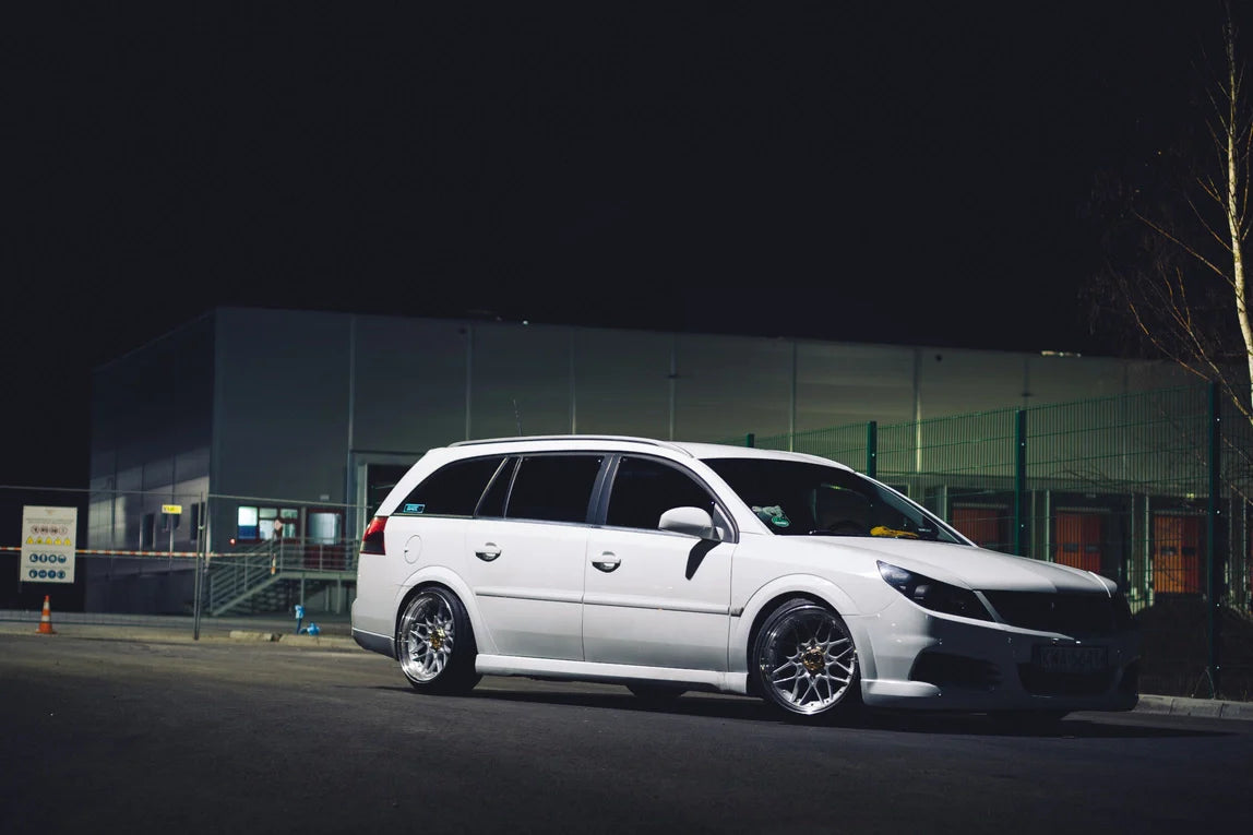 Alu kola HAXER HX025 7x15 4x100 ET25 73.1 Silver & Polished Lip