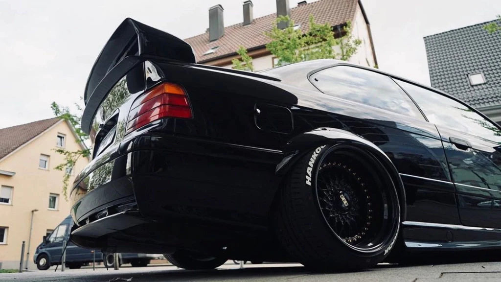 Alu kola Racing Line I0293 8x18 5x120 ET34 černá, BMW WheelsUp