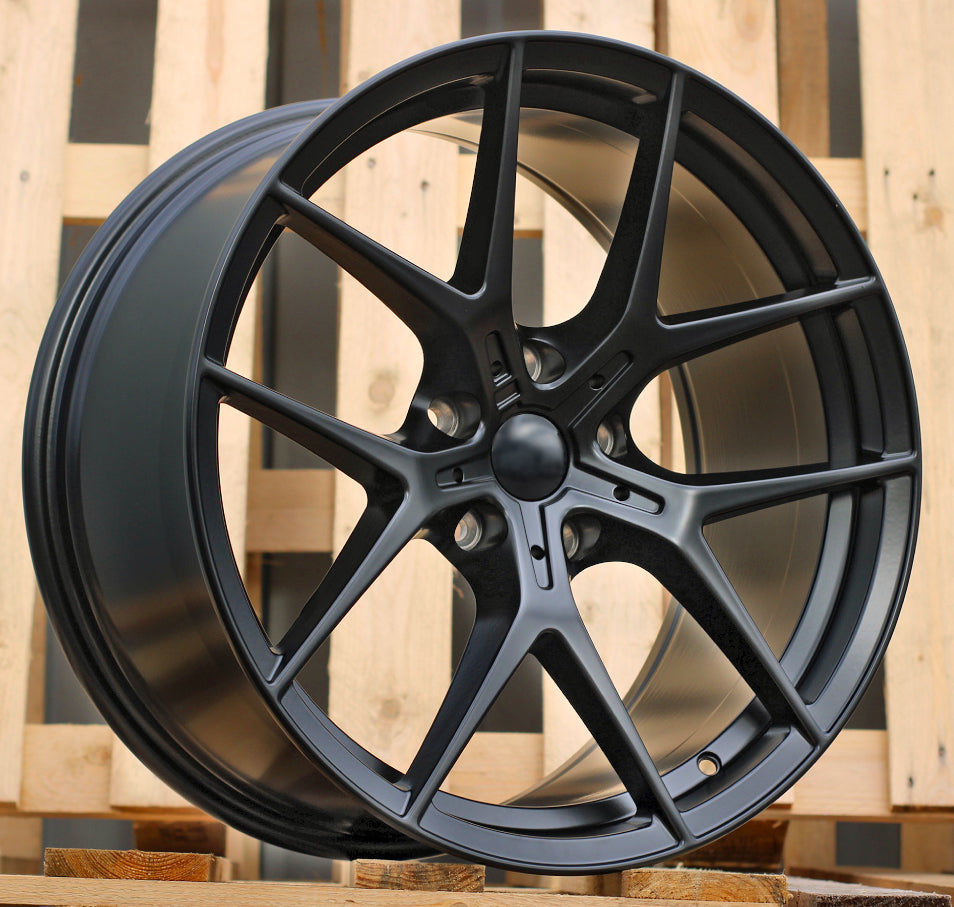 Alu kola pro BMW I5484 9x18 5x120 ET40 Black Half Matt