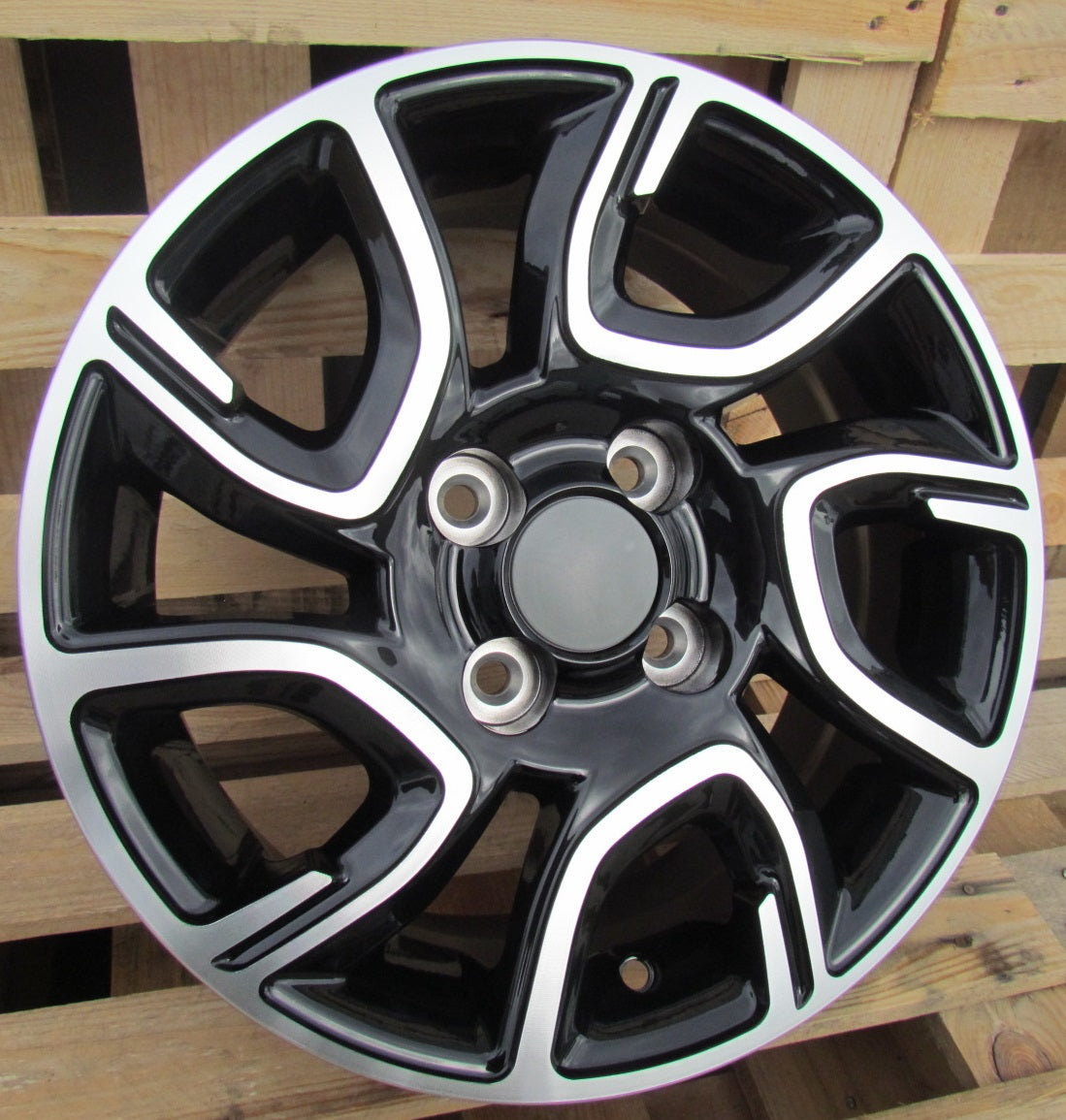 Alu kola Racing Line XE186 6x14 4x100 ET35 Black Polished Kia