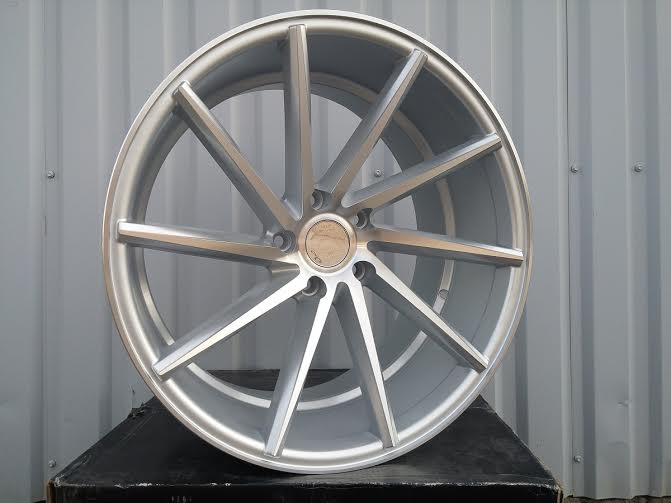 Alu kola Racing Line XF096 9x19 5x120 ET35 Polished Silver Racing Line WheelsUp
