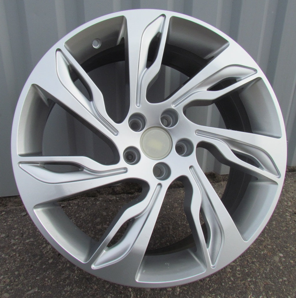 Alu kola Volvo XFA27 8x19 5x108 ET45 Hyper Silver-Alu kola-WheelsUp
