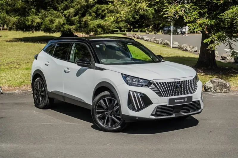 Alu kola pro Peugeot YF1152 7x18 4x108 ET35 65.1 Black Polished Half Matt