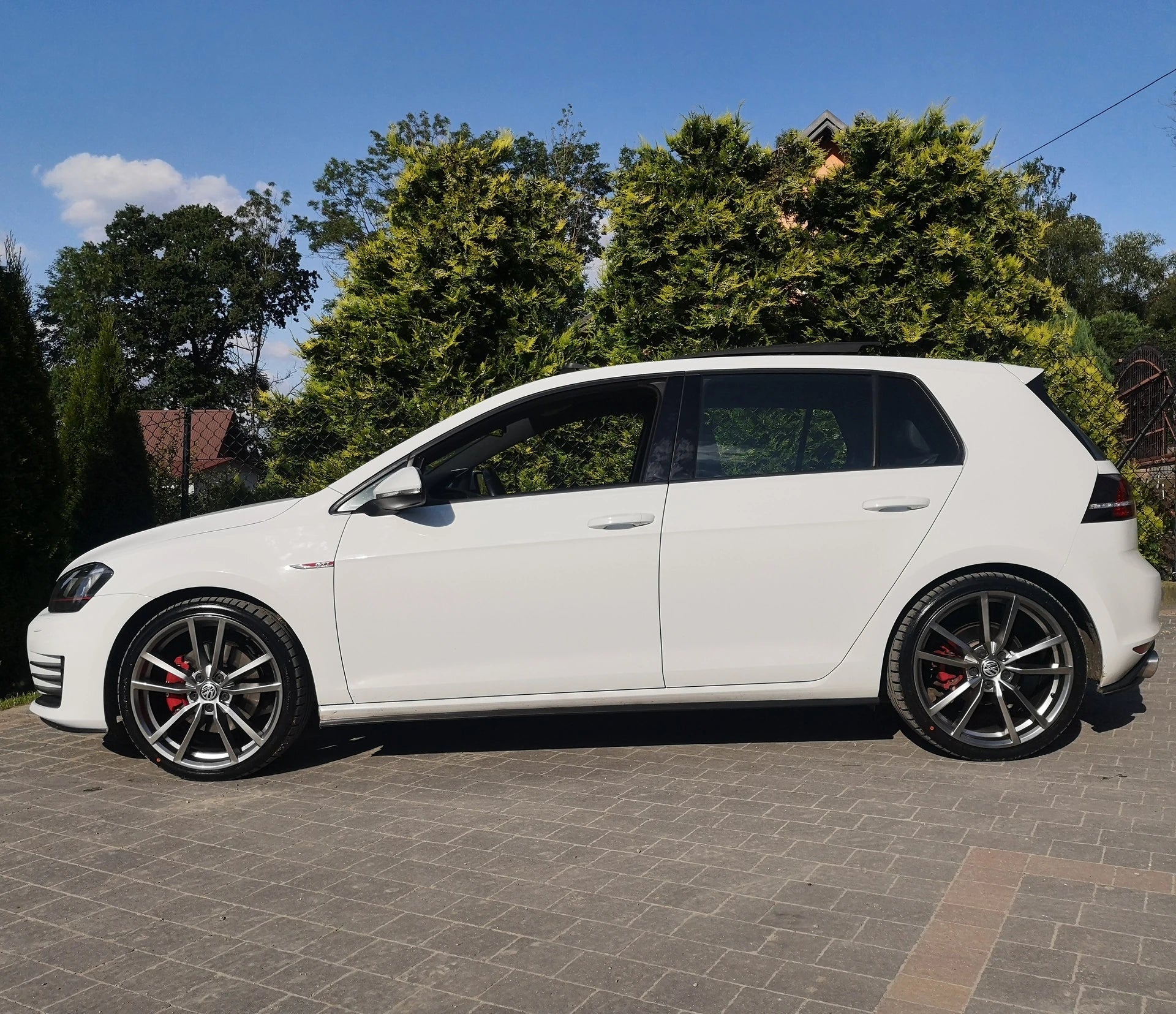 Alu kola pro Volkswagen BK864 8x18 5x112 ET42 Gun Metal | Wheelsup.cz