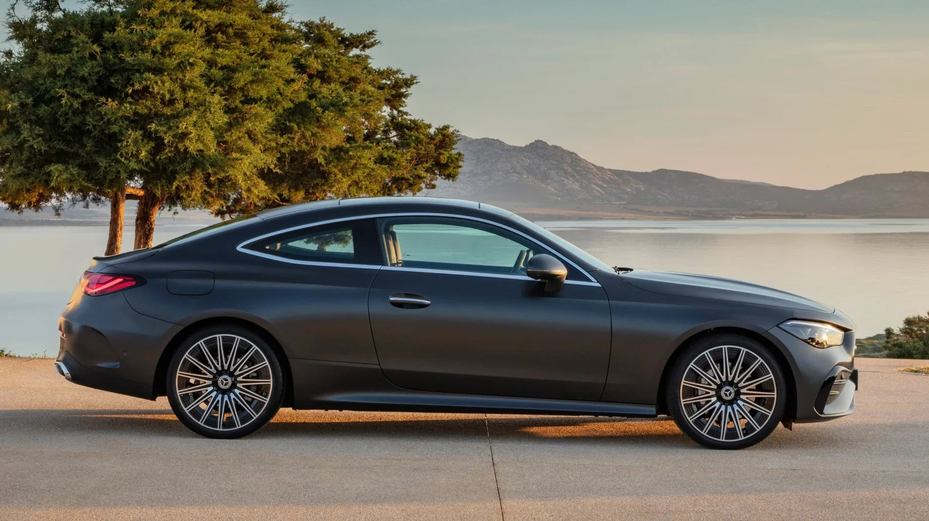 Alu kola pro Mercedes FLB005 8.5x19 5x112 ET43 66.6 Black Polished | Wheelsup.cz