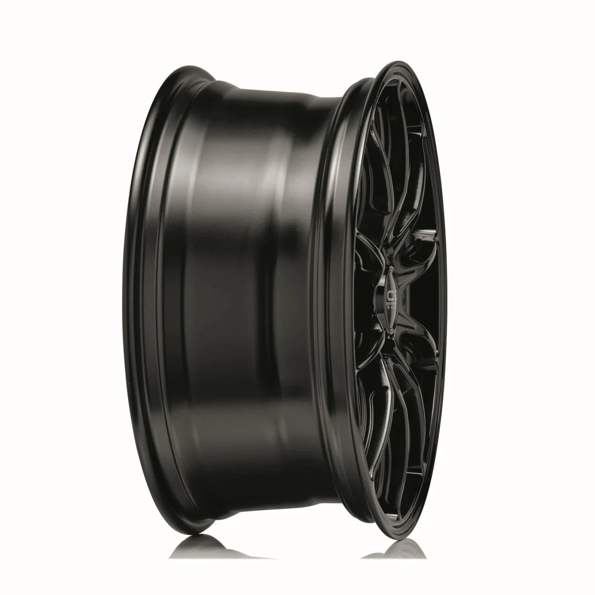 Alu kola OZ HYPER GT HLT 7x18 4x100 ET35 Gloss Black | Wheelsup.cz
