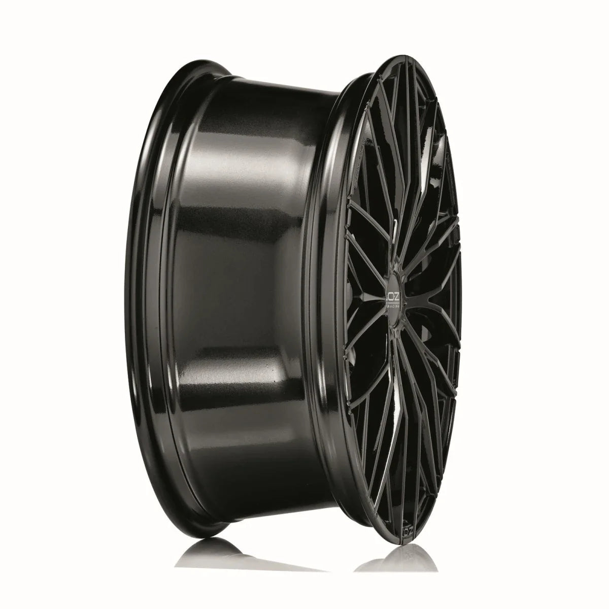 Alu kola OZ ITALIA 150 8x18 5x114.3 ET45 Gloss Black