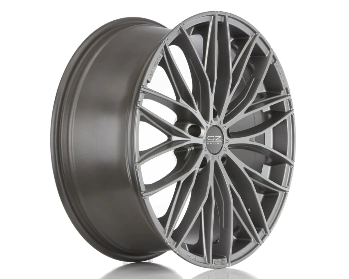 Alu kola OZ ITALIA 150 8x19 5x114,3 ET45 75 stříbrná