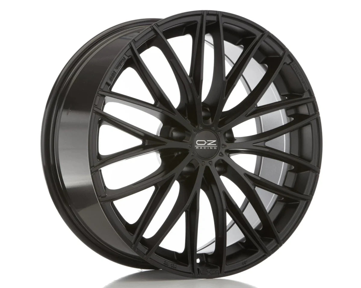 Alu kola OZ ITALIA 150 8x19 ET48 5x112 75 Matt Black