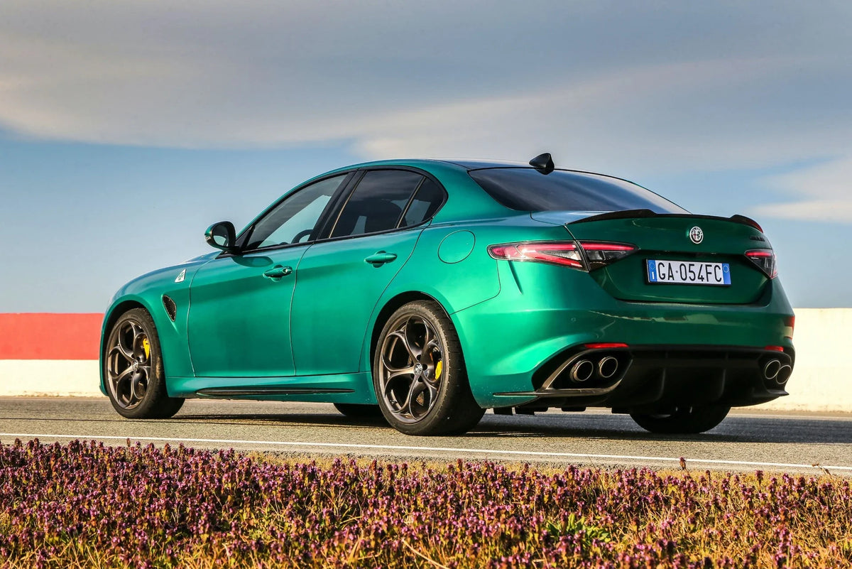 Alu kola pro Alfa Romeo L1664 8x18 5x110 ET33 65.1 šedá – na voze 1