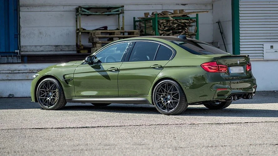 Alu kola pro BMW B5167 9.5x19 5x120 ET40 72.6 černá – na voze 2