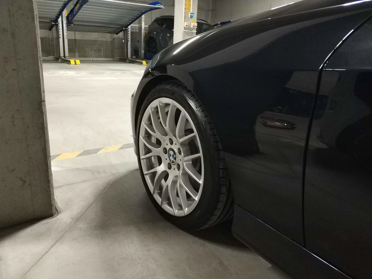 Alu kola pro BMW BY956 9.5x19 5x120 ET38 72.6 stříbrná – na voze 2