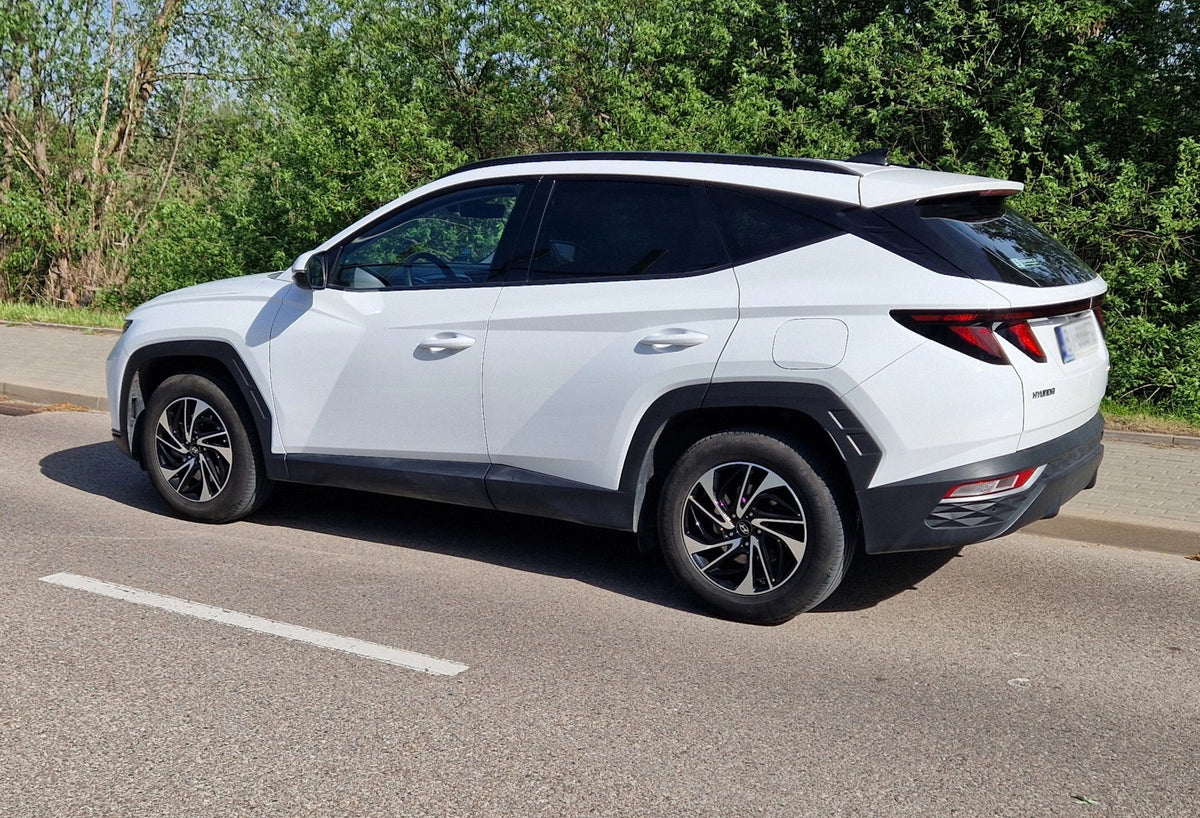 Alu kola pro Hyundai B5518 7x17 5x114.3 ET51 67.1 černá – na voze 3