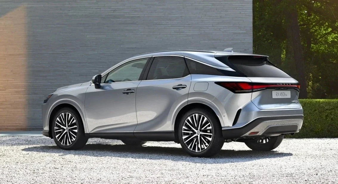 Alu kola pro Lexus Y1118 8x20 5x114.3 ET30 60.1 černá – na voze 2