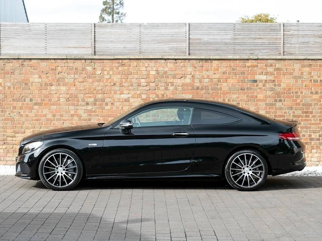 Alu kola pro Mercedes B1048 9.5x18 5x112 ET35 66.6 černá – na voze 8